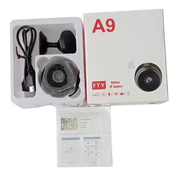 Mini cámara espía A9 con caja, cable USB, soporte con ventosa y manual.